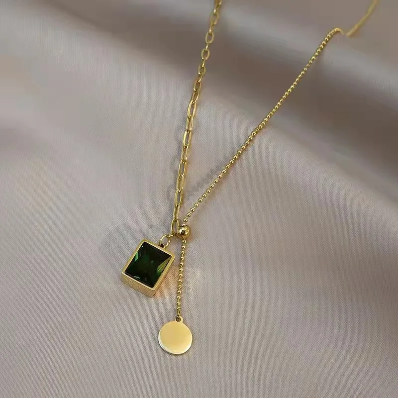 Fashion Jewelry for Women 18k Gold Plated Stainless Steel Chain Necklace Adjustable Rectangle Emerald Diamond Pendant Necklace