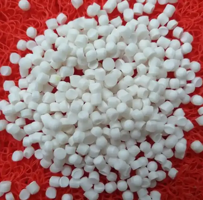 CAS 9002-86-2 натуральный ПВХ Смола SG5/HS-1000R полимерный клеевой материал