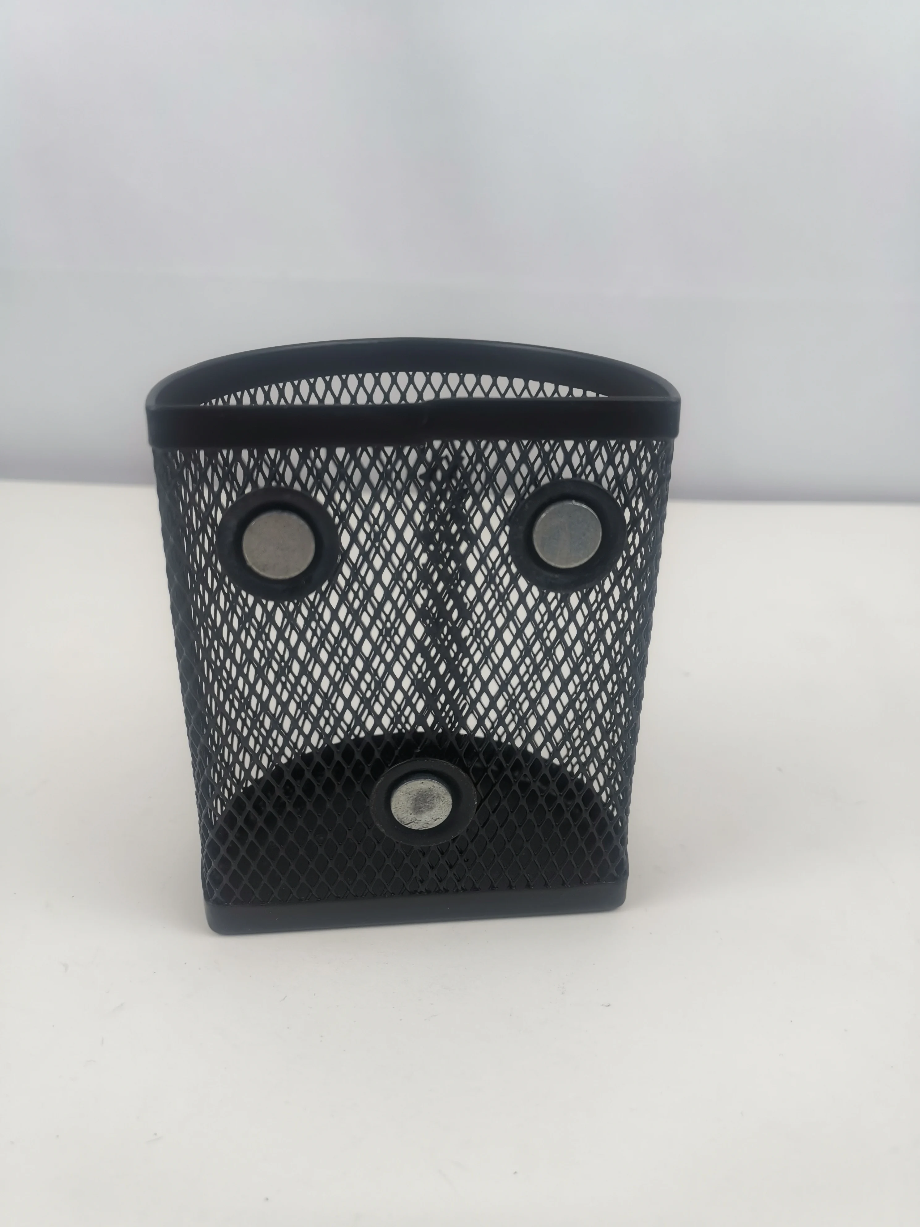 Black Mesh Metal Magnetic Pen Case Pencil Holder for Refrigerator and Whiteboard Brush Pot