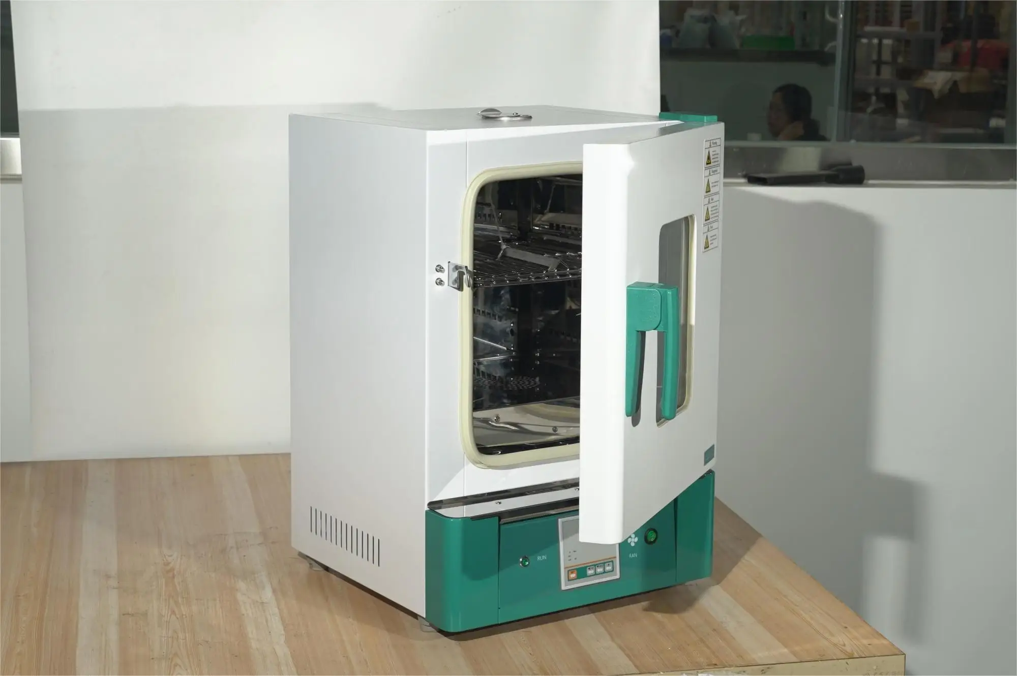 Промышленная принудительная воздушная сушильная печь Labtex циркуляция