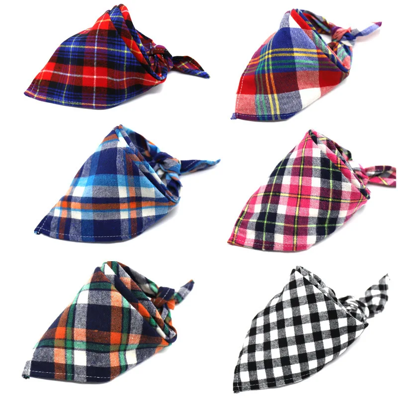Dog Bandanas Washable Cotton Triangle Dog Scarfs Christmas Customised Logo Patterns Design Plaid Custom Pet Bandana Collar