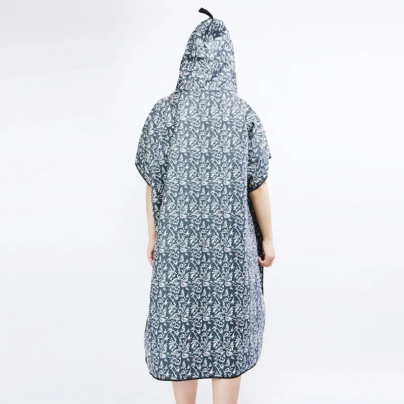 Manufacturers Straight Hair Hooded Cloak Bath Towel Beach Bath Bathrobe Microfiber Nylon Quick Dry Cloak For Children