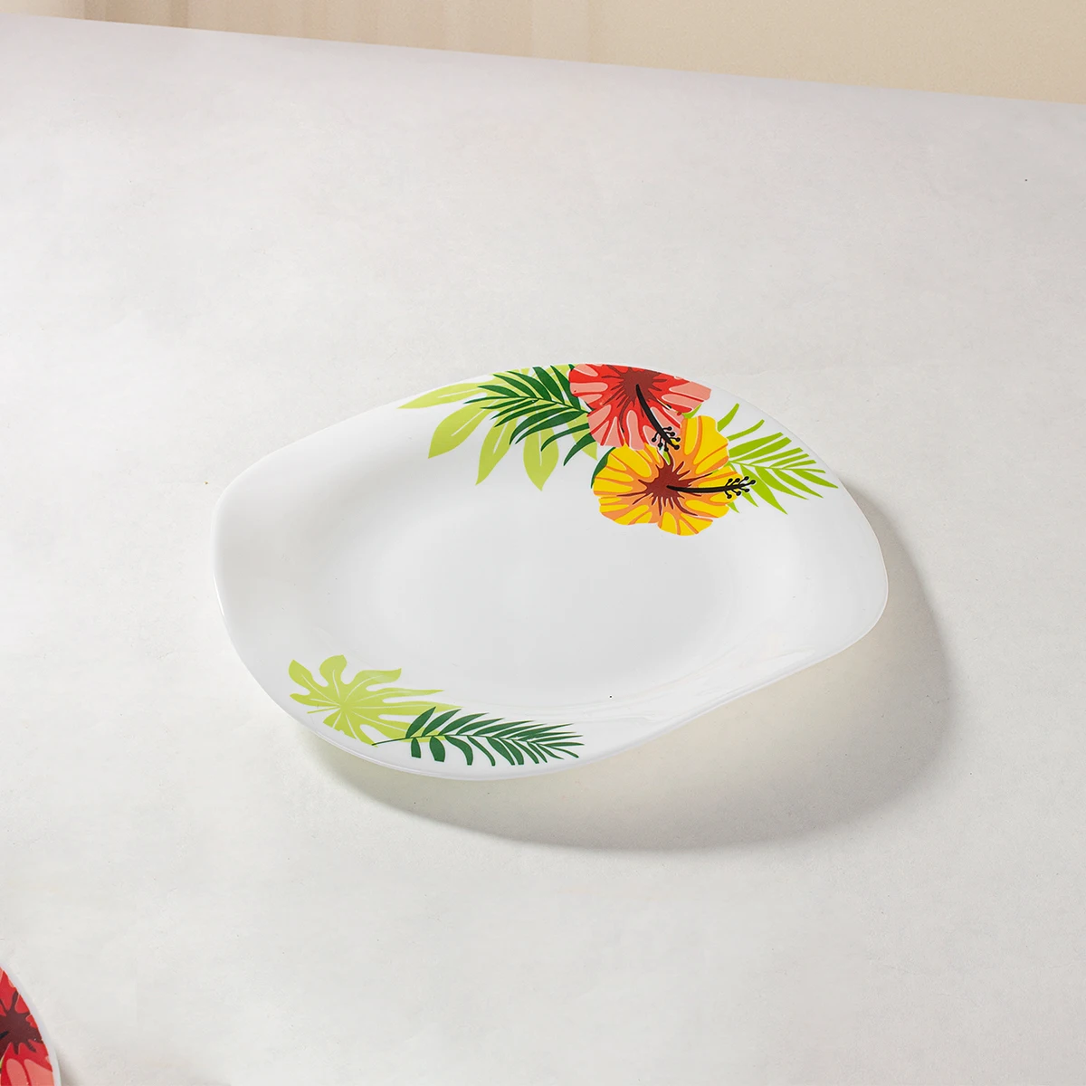 Wholesale high quality 12inch resistant opalware glass plate microwave safe oval shape printing opal dinner plate