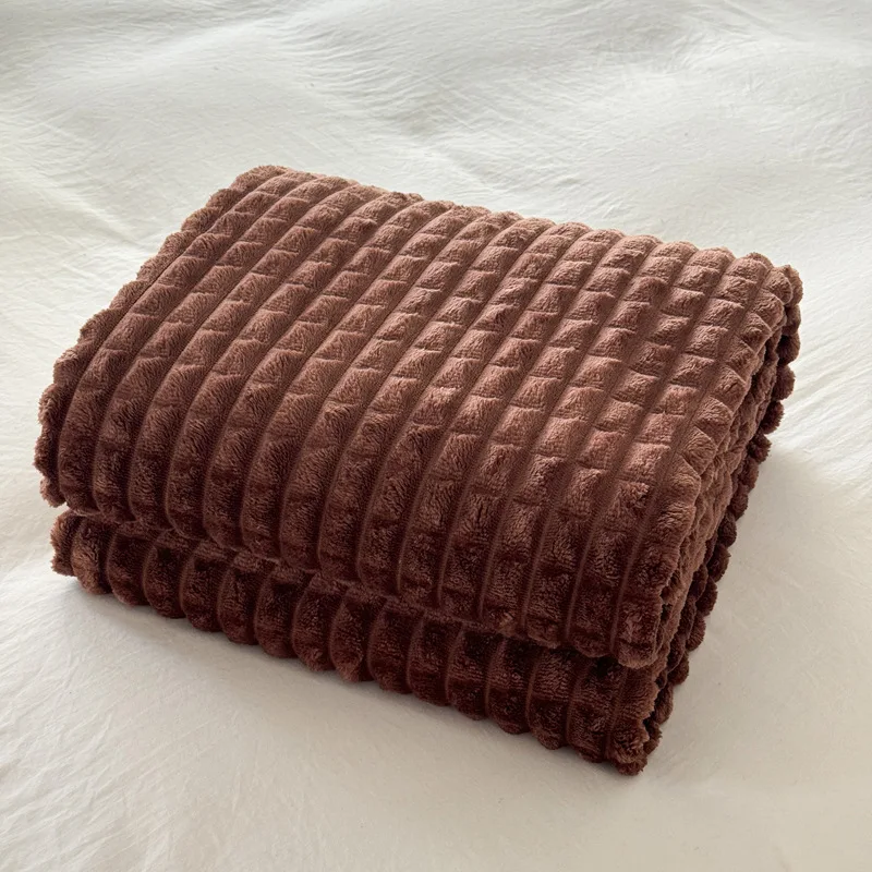 2024 New Thickened Wide Drawn Blanket Cut Floral Faux Rabbit Fur Throw Blanket Milk Flannel Cover Blanket Wholesale