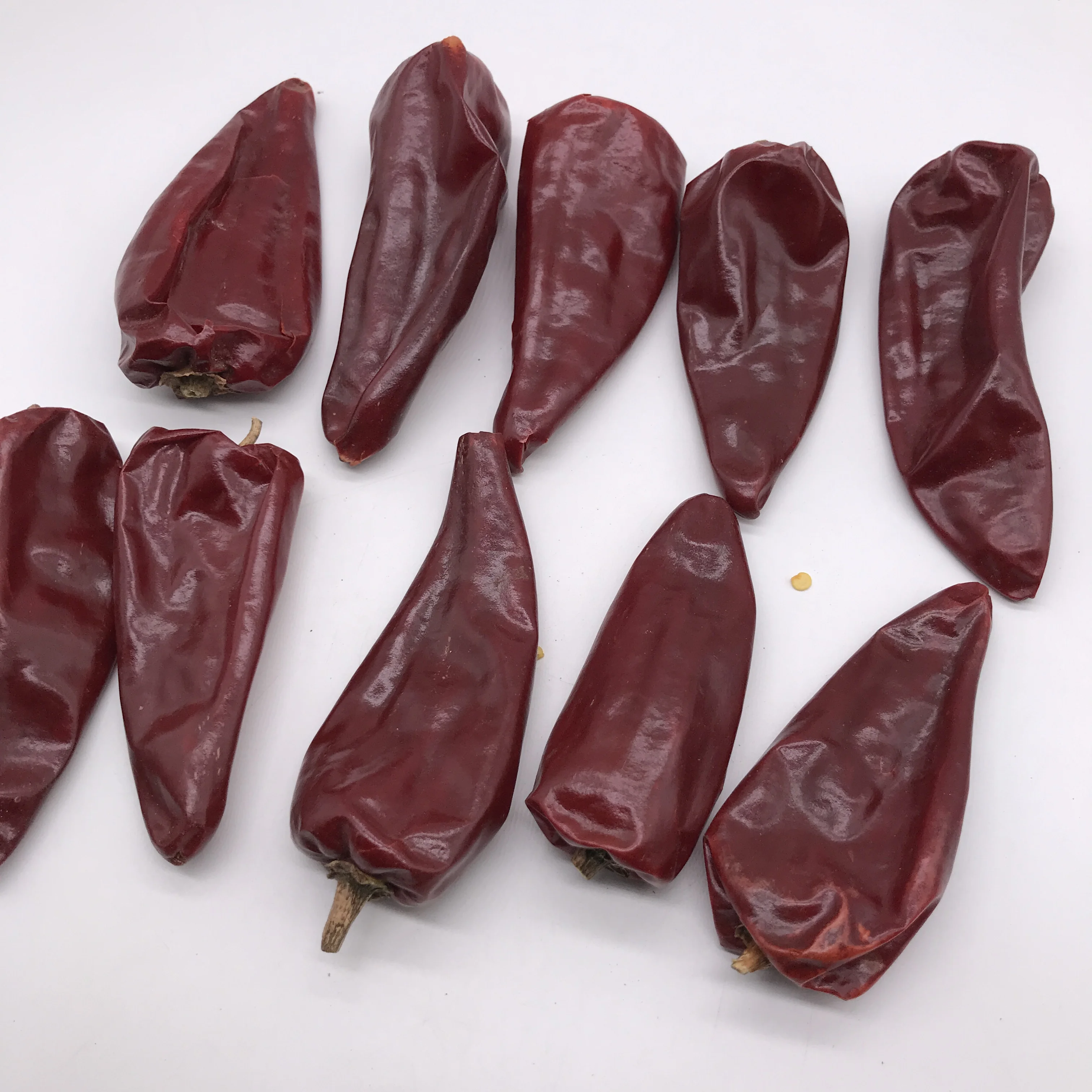 LJ004 Premium Quality Whole Yidu Red Chili Pepper Dried Chinese Light spicy Red Paprika Pepper
