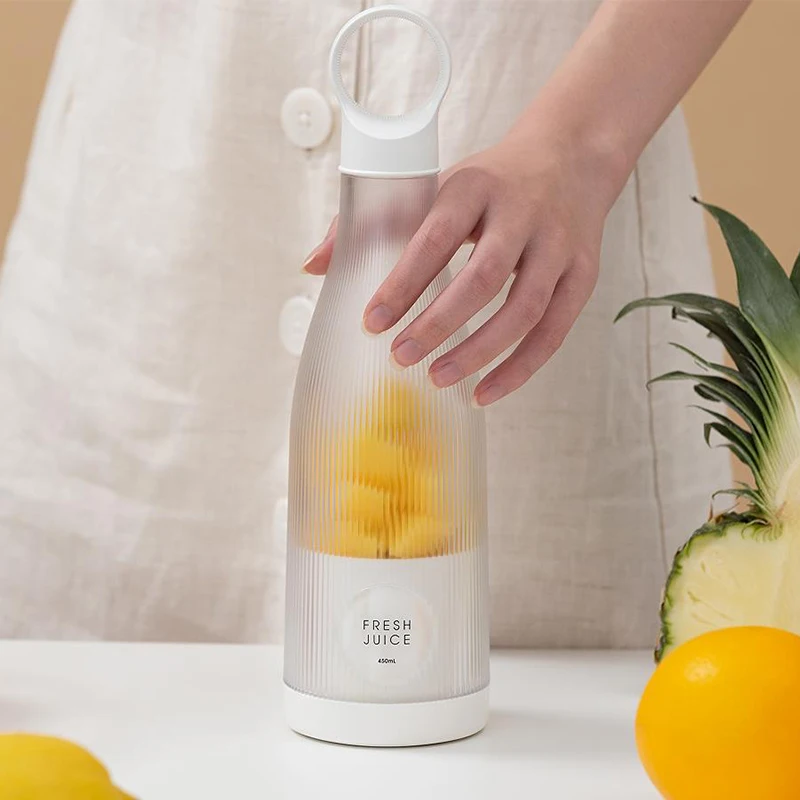 Amazon Hot sale Electric Fruit Juicer Cup USB Rechargeable Machine Sports 450ml 4 blades Mini Bottle Portable Juicer Blender