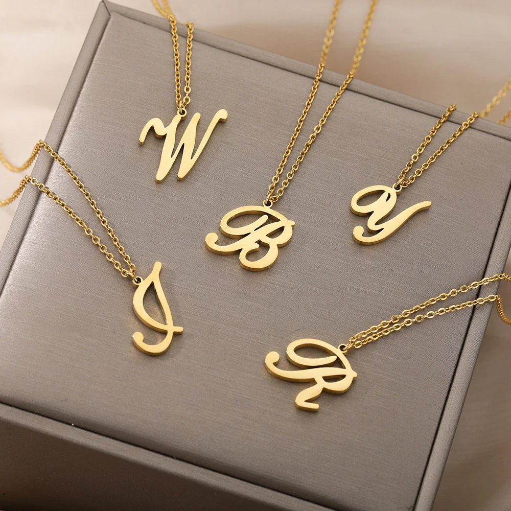 Best Selling Initials 26 Letters Charms Necklace 18K Gold Plated Stainless Steel Alphabet Single Letter Pendant Necklace