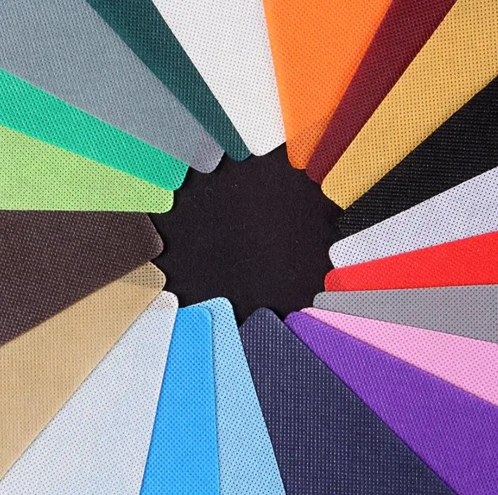 XINYUAN manufacturer direct sales pp nonwoven fabric customized colorful nonwoven for shopping bags and sanitary products