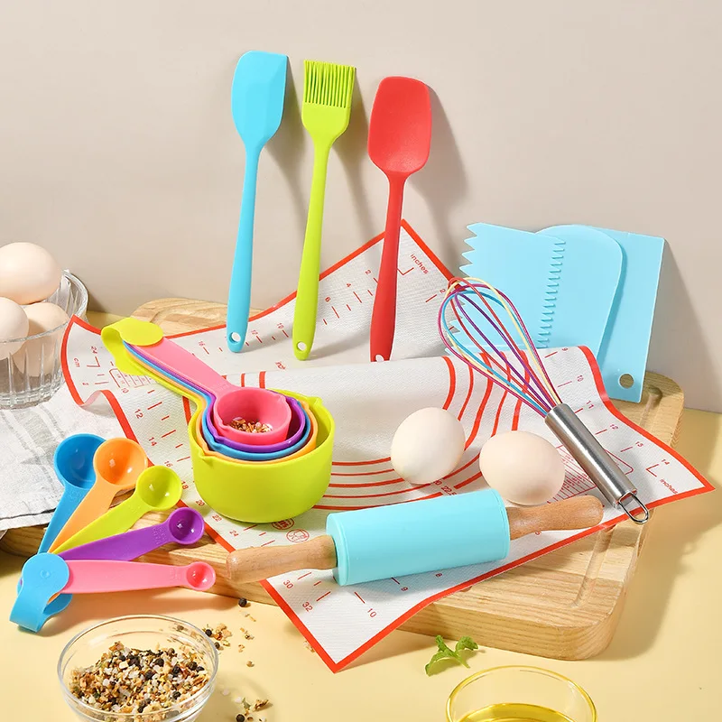 2024 Food Grade Safe Cookware Utensils Accessories Kids Baby Baking Cake Kit Tools Kits Real Cooking Set for