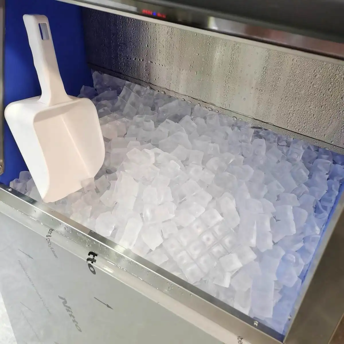 Ice Maker Machine Commercial 300kg 24h Stainless Steel Automatic Ice Block Making Ice Cube Machine For Business