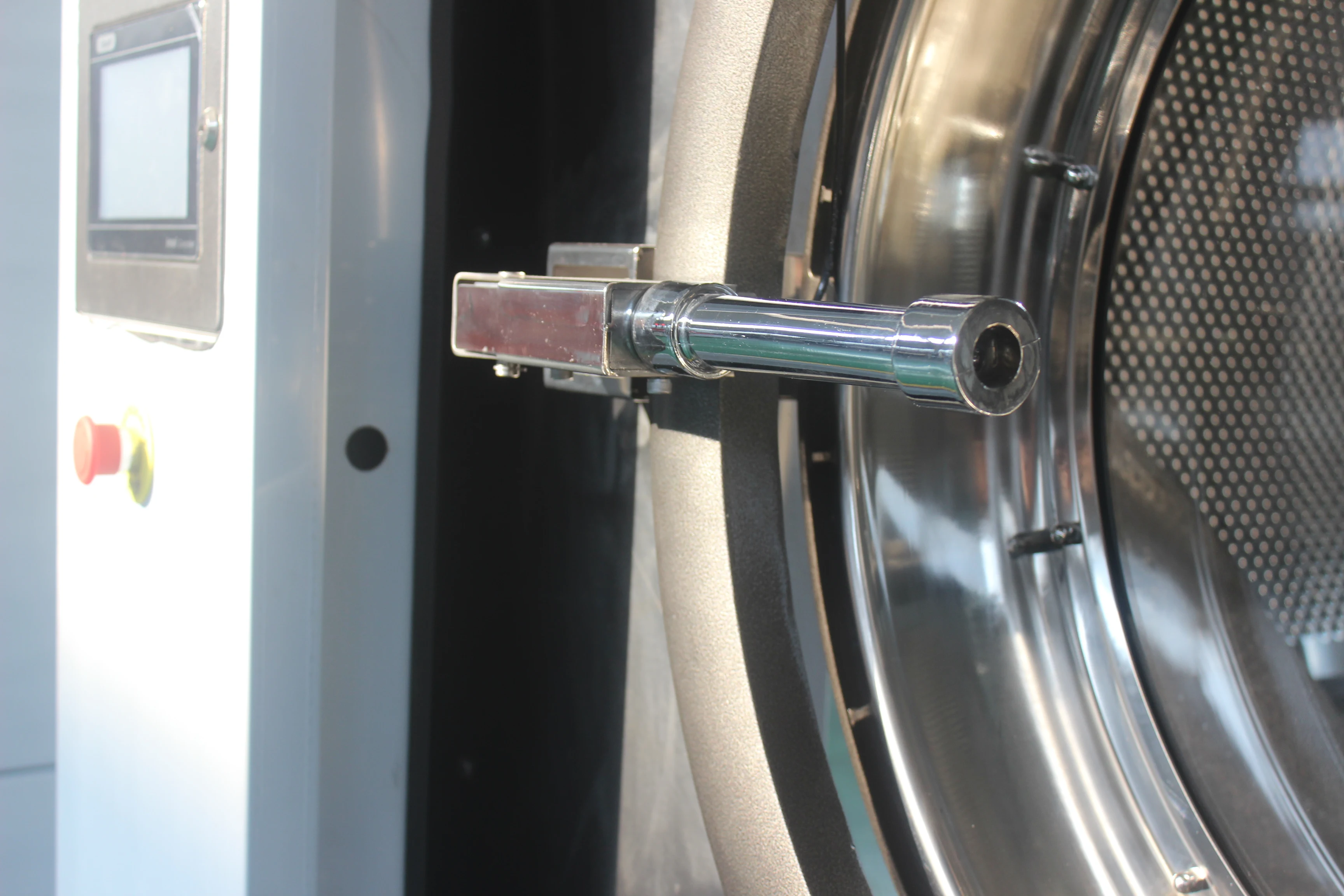 Steam Heating 100kg Full Suspension Forward Tilting Industrial Washer Extractor Machine From OASIS