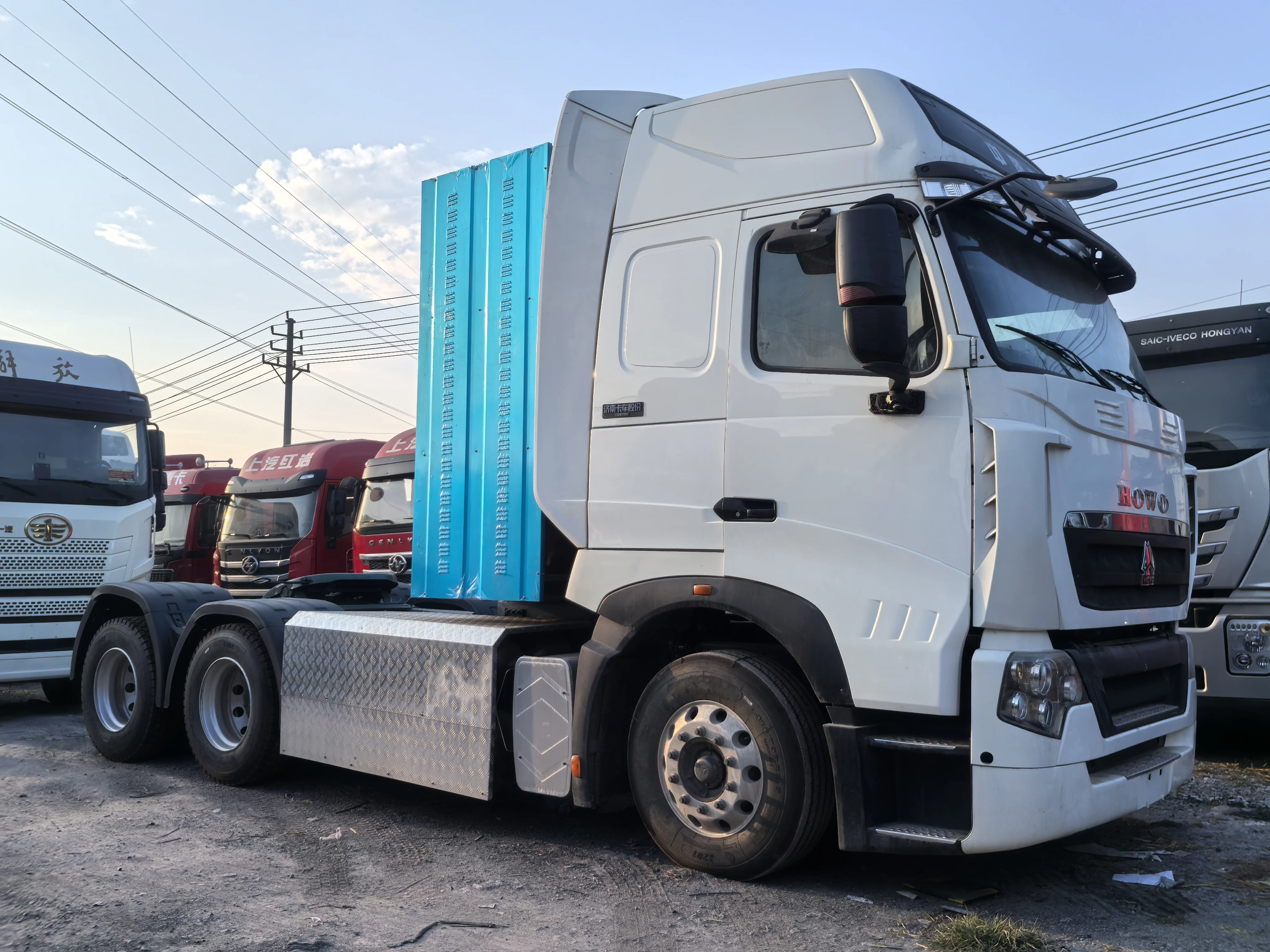 China Used HOWO 400hp 10-Wheel Truck Head 6x4 Howo371 Tractor Trucks for Sale With 10 Tires