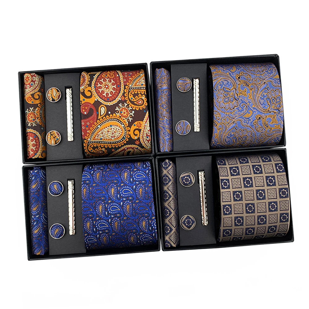 Мужские шелковые галстуки и носовой платок