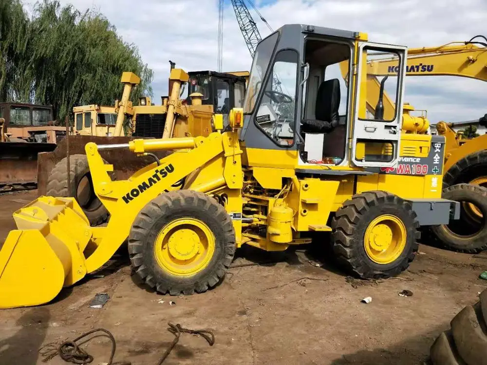 Б/у Колесный погрузчик Komatsu WA100 по лучшей цене колесный 100 с отличной