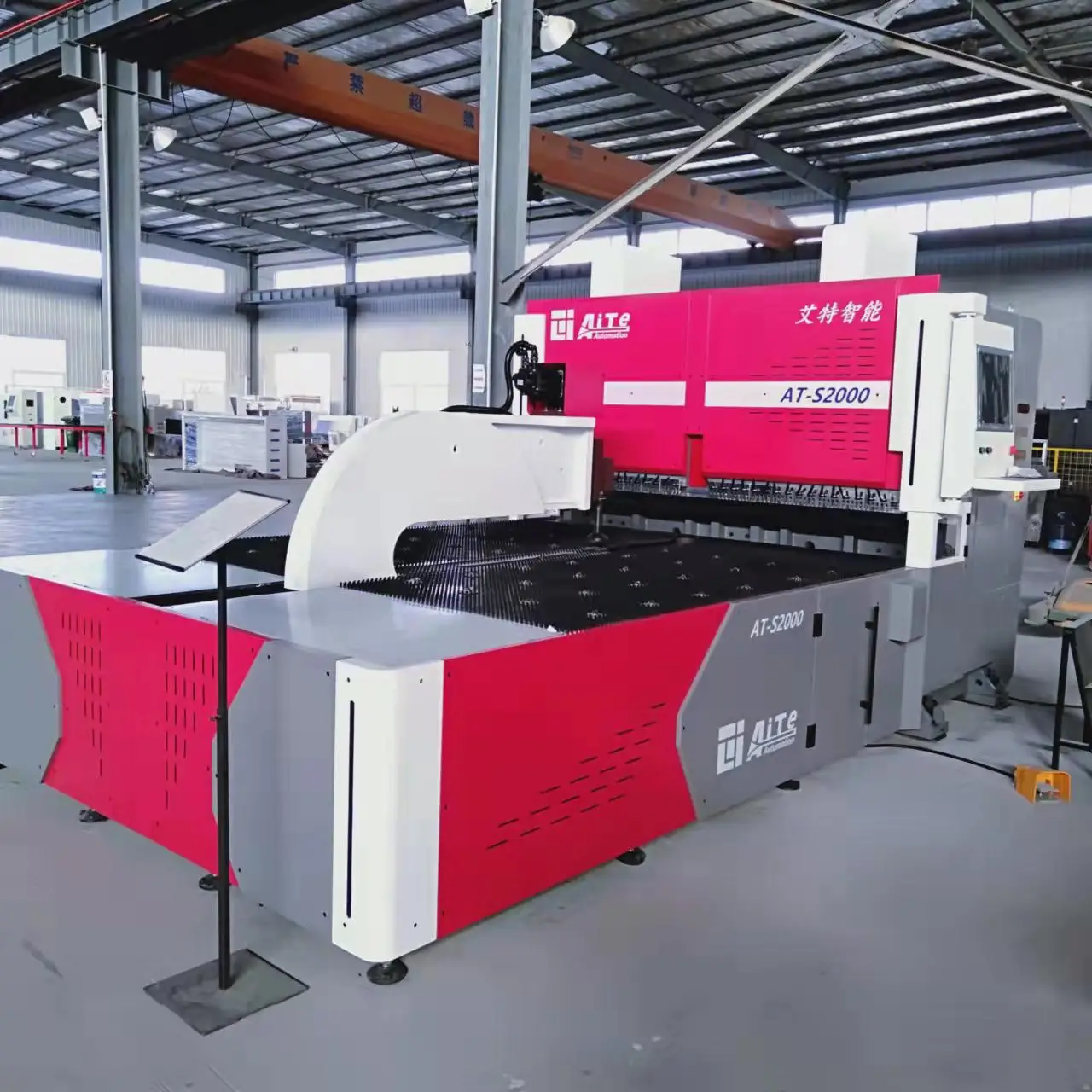 2000 mm sheet metal folding machine   for sheet metal  bending cabinet making