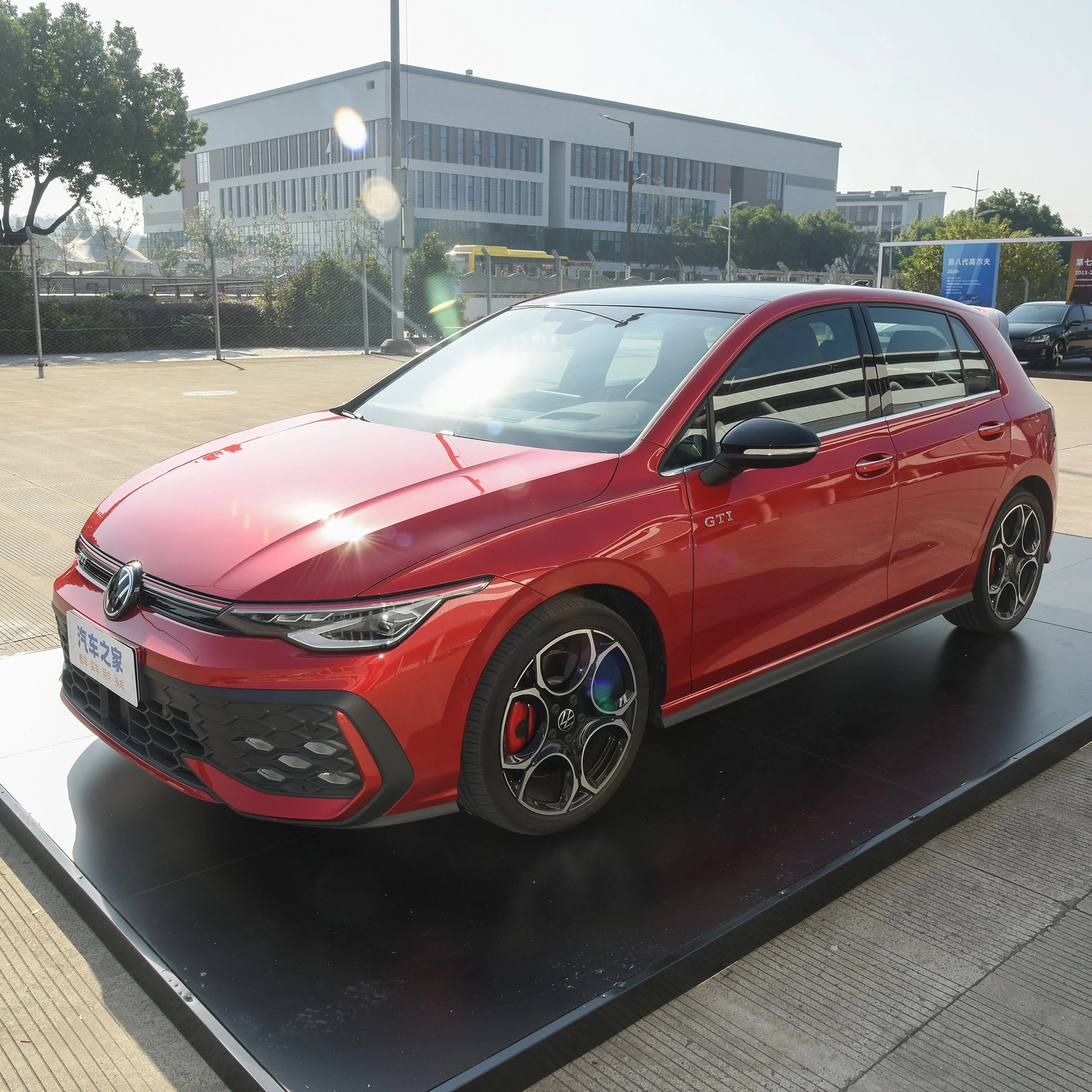 FAW-VW GOLF 2023 380TSI DSG GTI 2.0T 5-door 5-seater Compact Gasoline 2-box Economic Car LED Camera Electric Sedan Leather Turbo