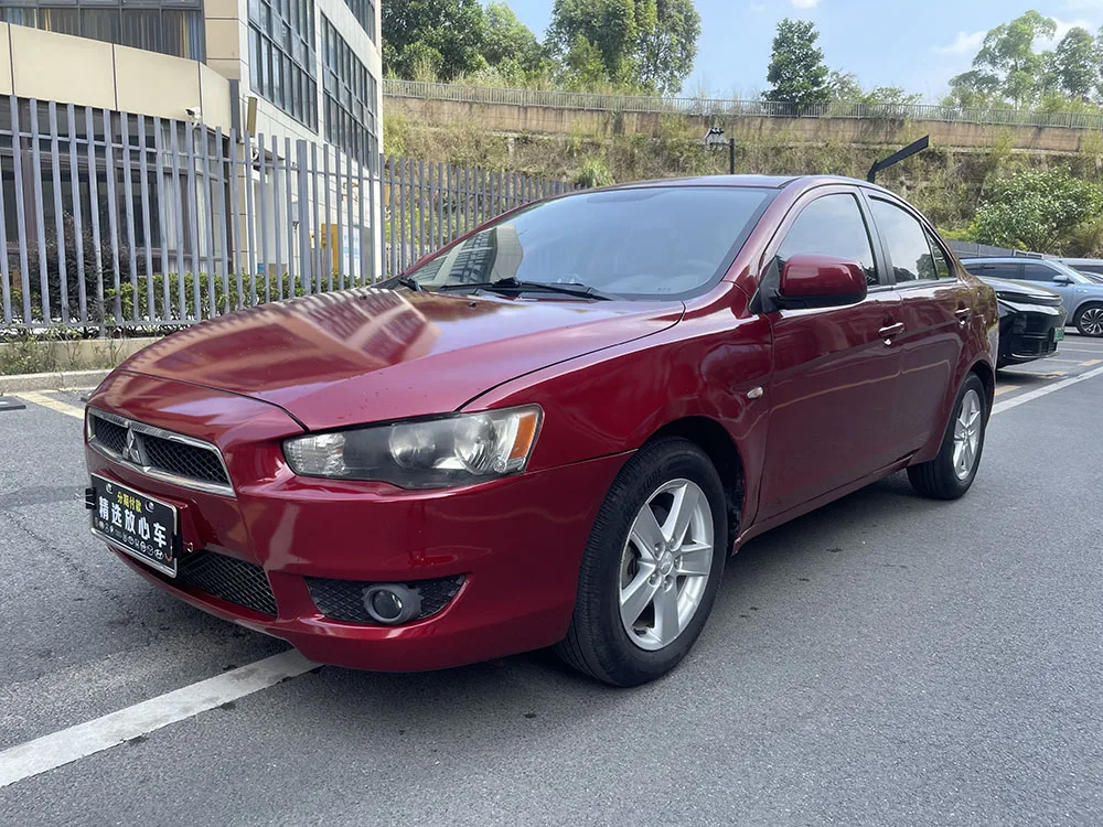 2010 Mitsubishi Yishen Подержанный автомобиль 1 8 л Lancer EX CVT FWD топливный