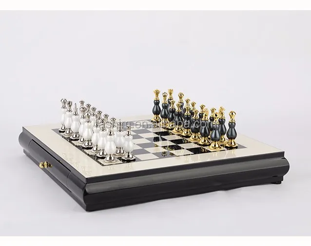 Luxury top rated chess board wood with chess for home decoration chessboard