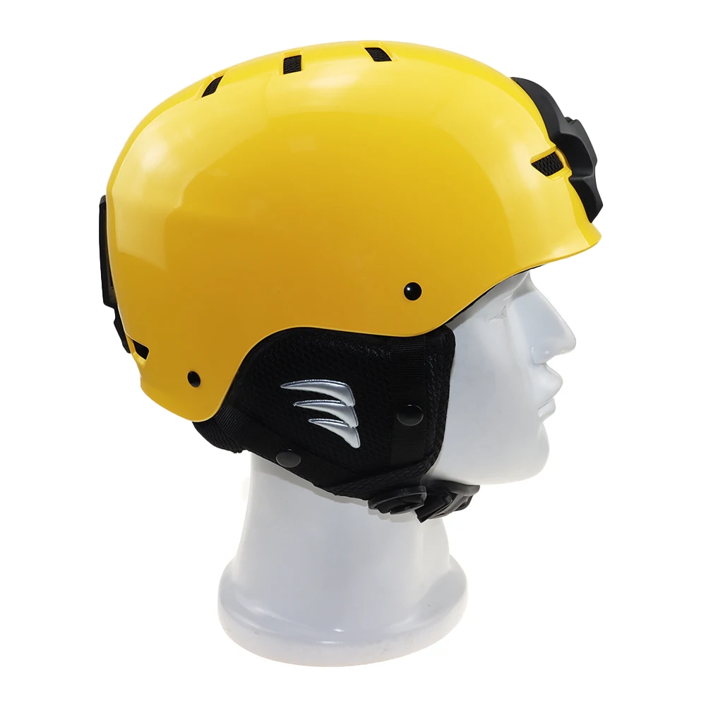 Hot Selling China Supplier Outdoor Sports Safety Helmet Lightweight Snowboard Skiing Helmet