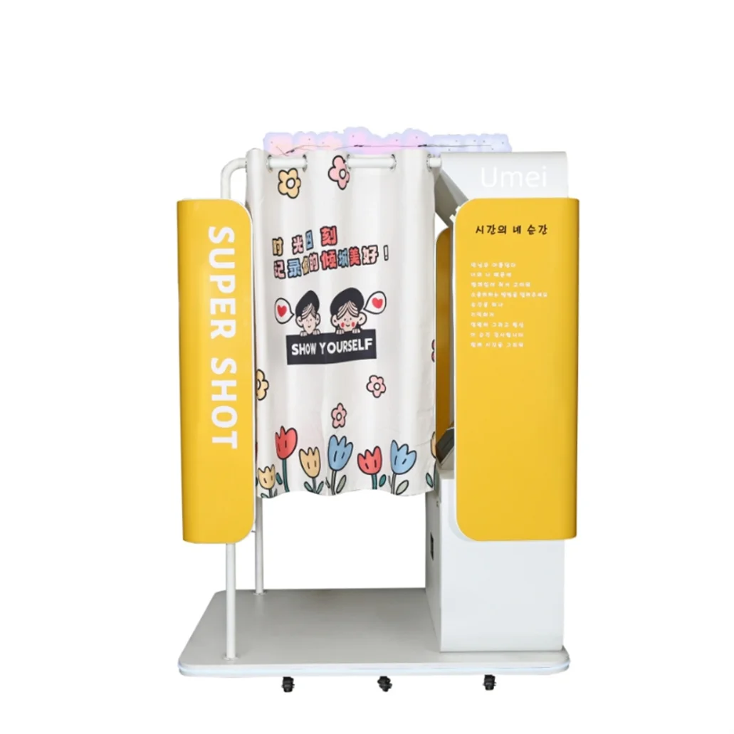 SLR Compatible Photo Booth Machine Convenient Payment Processing Option