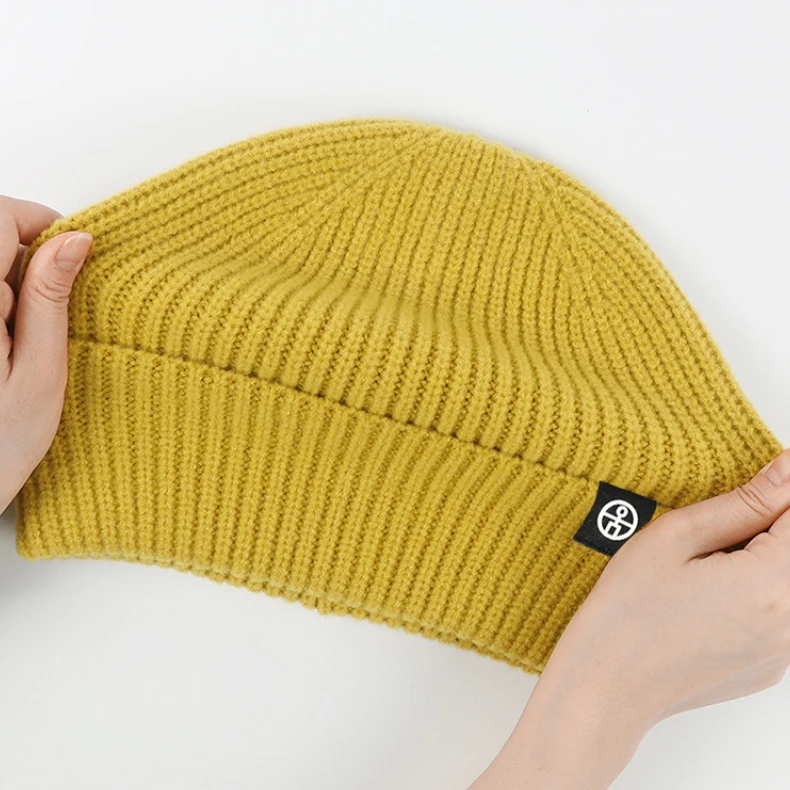 Custom LOGO Patch Black Knitted Beanie Hats Warm Knit Gorros Skull Cap Embroidery Cuffed Winter Beanie Hat for Women Men