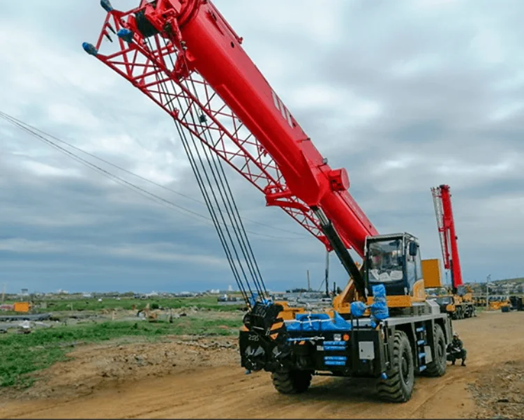 Perfectly Worked 40 Ton Rough Terrain Crane SRC400T in Good Condition in Stock