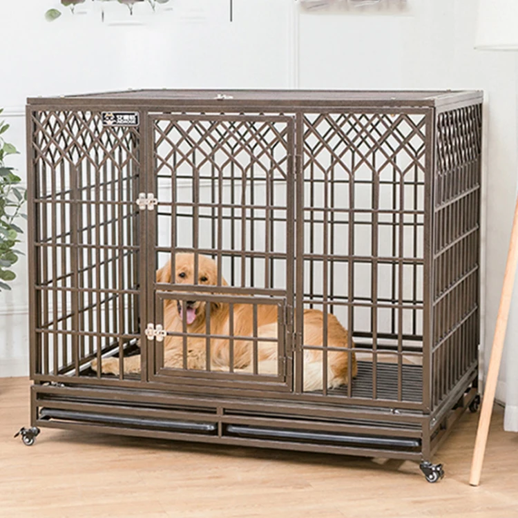 Три двери, квадратный ящик, трубка, большие металлические питомники, клетки для собак, дом с туалетом