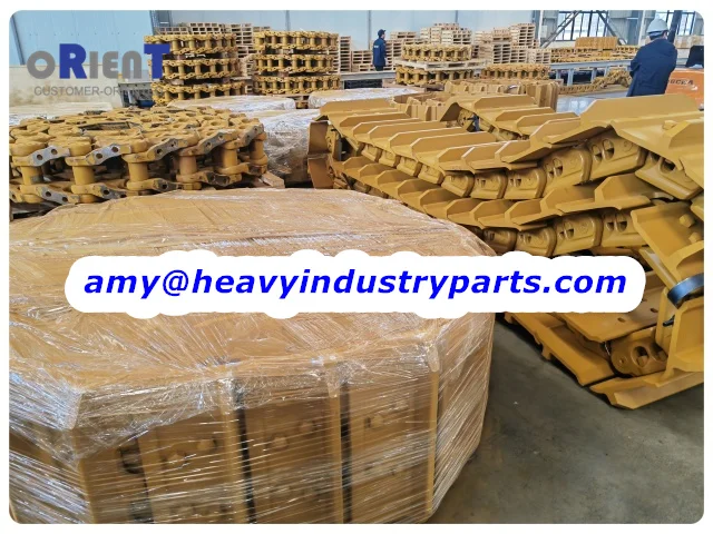 39Links KOMATSU D275 AX5 Lubricated Track Group Assembly 17M-32-02410 for Bulldozer