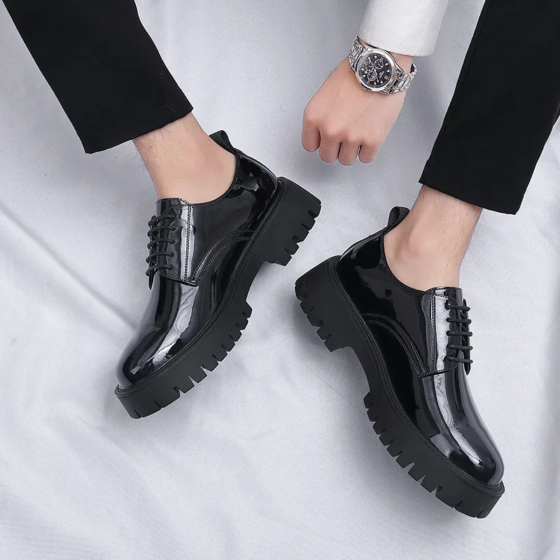 Patent leather big head shoes for men autumn English style cowhide brightened platform elevation with suit wedding groom shoes