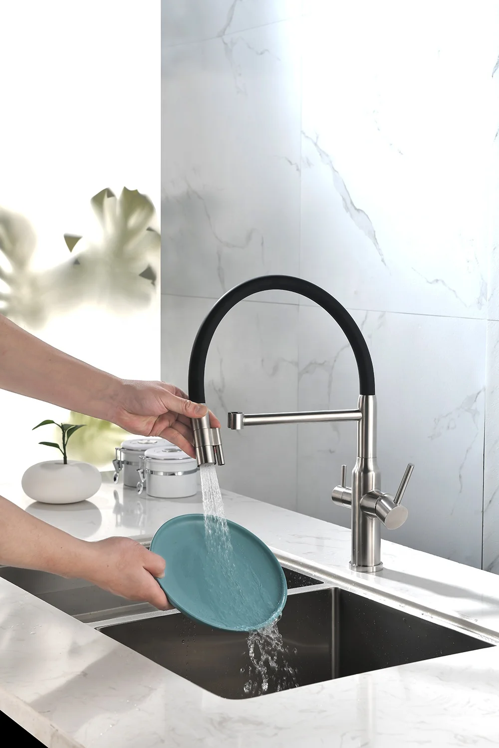 Custom Black plus silver chrome  kitchen faucet Round single Handle Water Purifier Tap Faucet for Home Tap Mixer