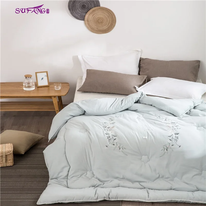 Wholesale Bedroom 100% Cotton Fiber Filling Soft Comforter Bedding Quilt
