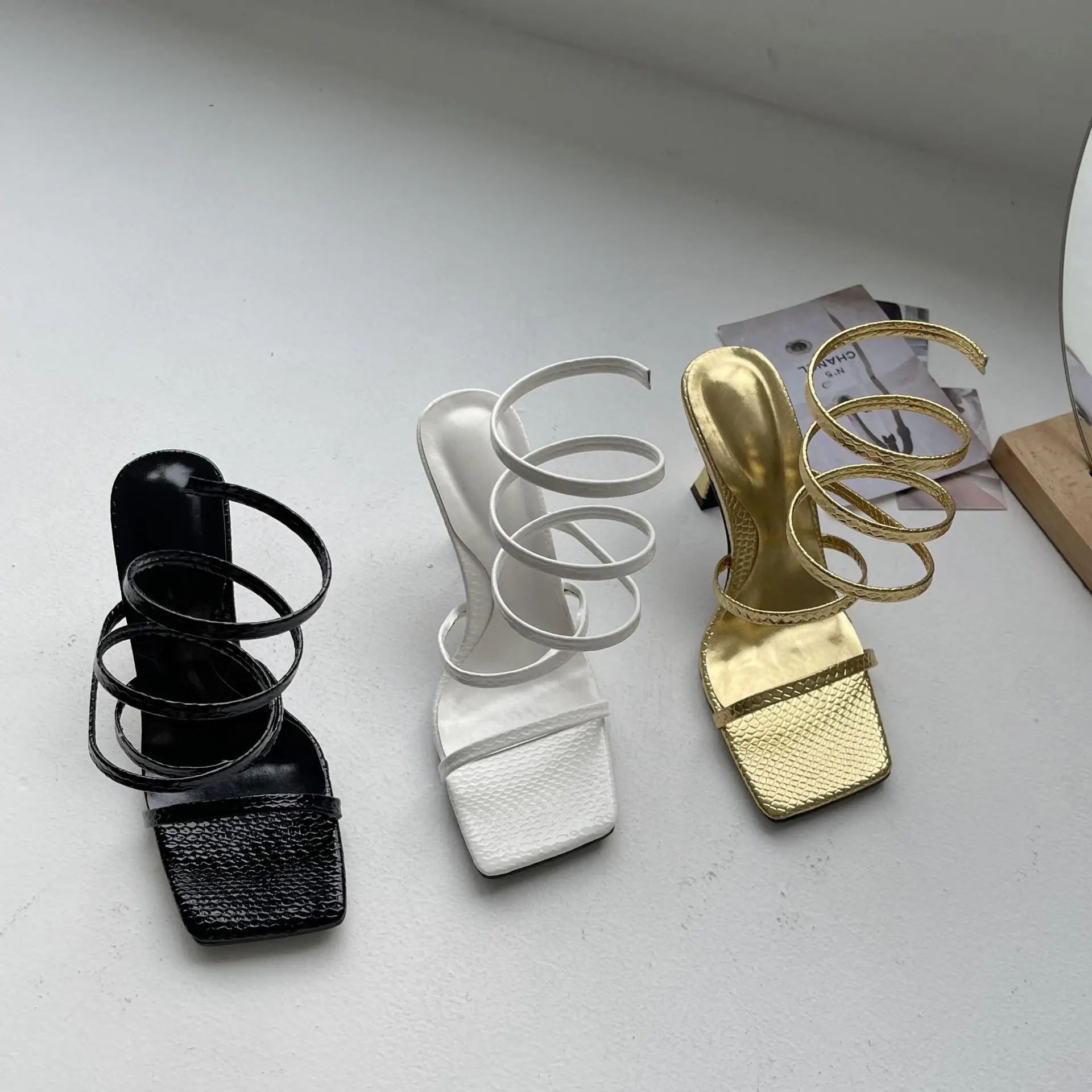 TX 2022 fashion winding shoelaces square head with thin heels sandals for women and ladies