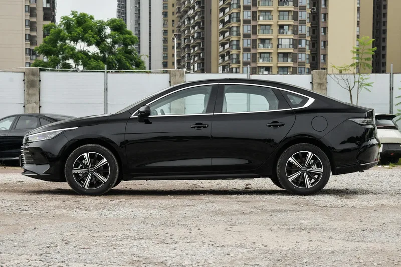 2024 маленький электромобиль BYD Dolphin Glory Edition 420 км Бесплатная версия новых энергетических транспортных средств Авто электромобили