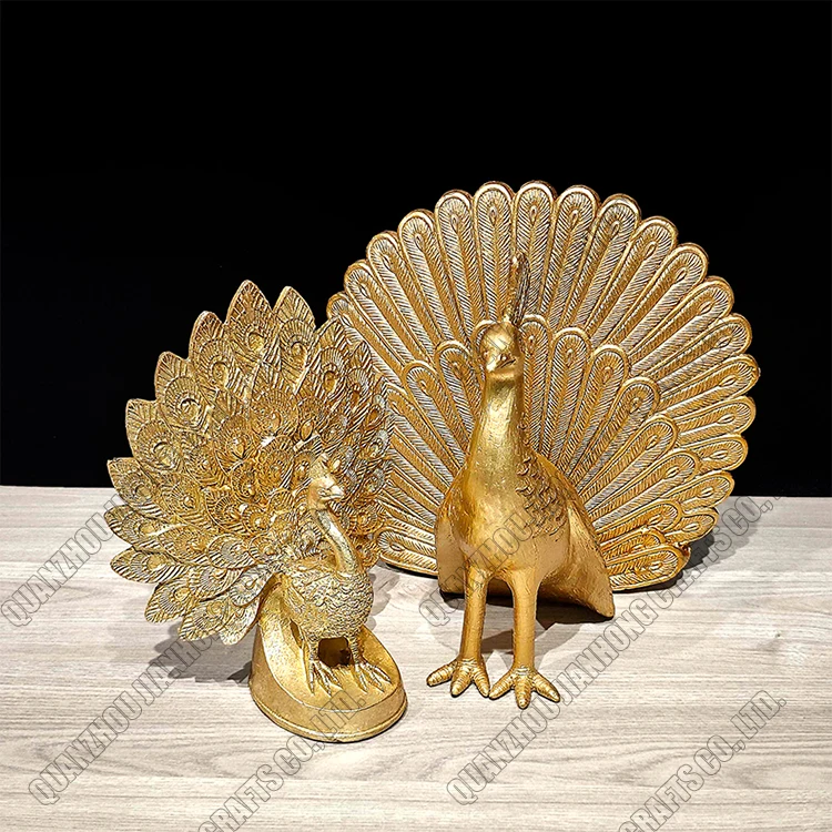Custom European Vintage Peacock Ornaments Sculpture Resin Artifact Home Living Room Desktop Decoration