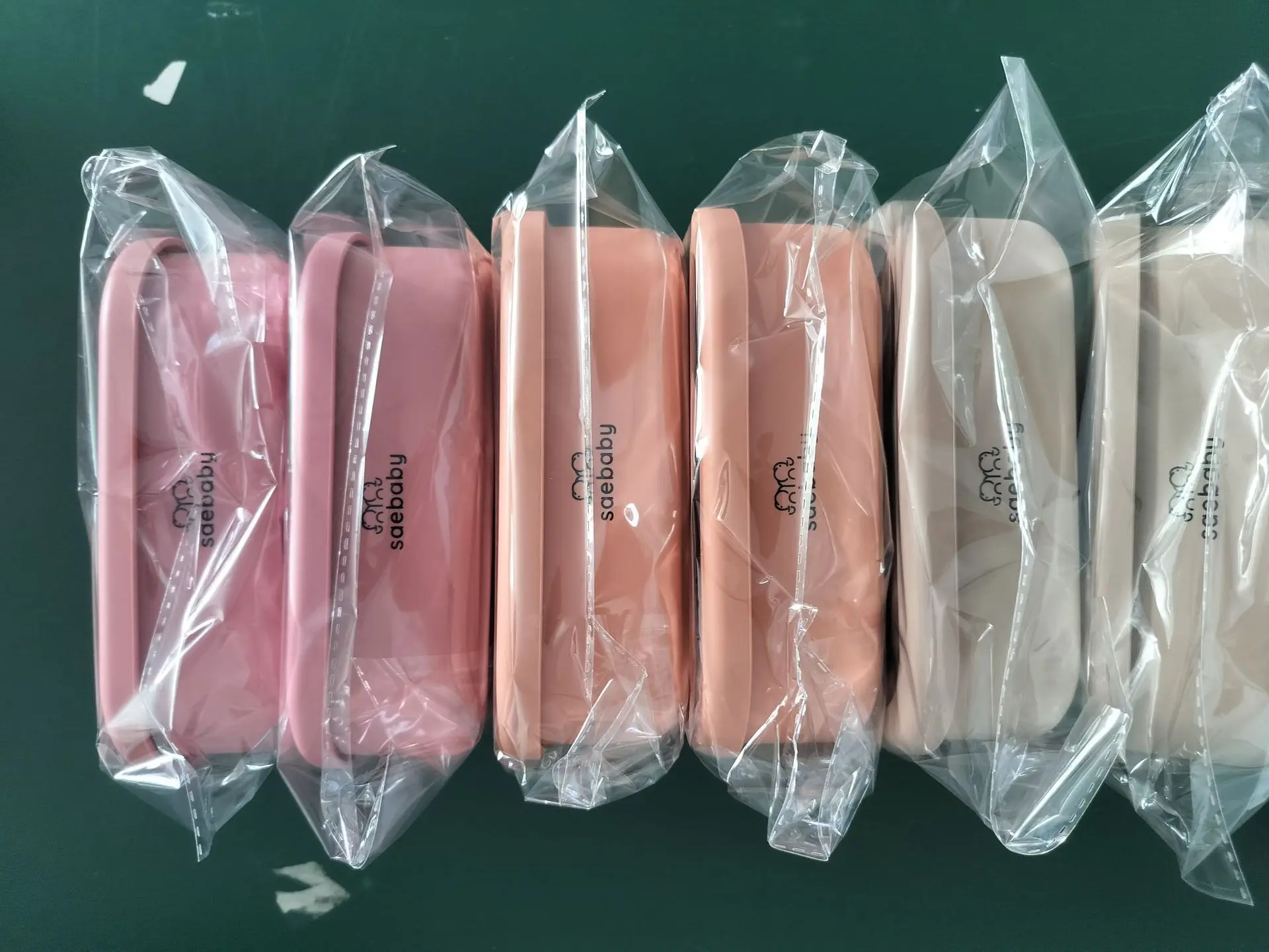 USSE Custom Food Grade Bpa Free Silicon Kid Snack Food Storage Container Leakproof Salad Silicone Lunch Bento Food Storage Box