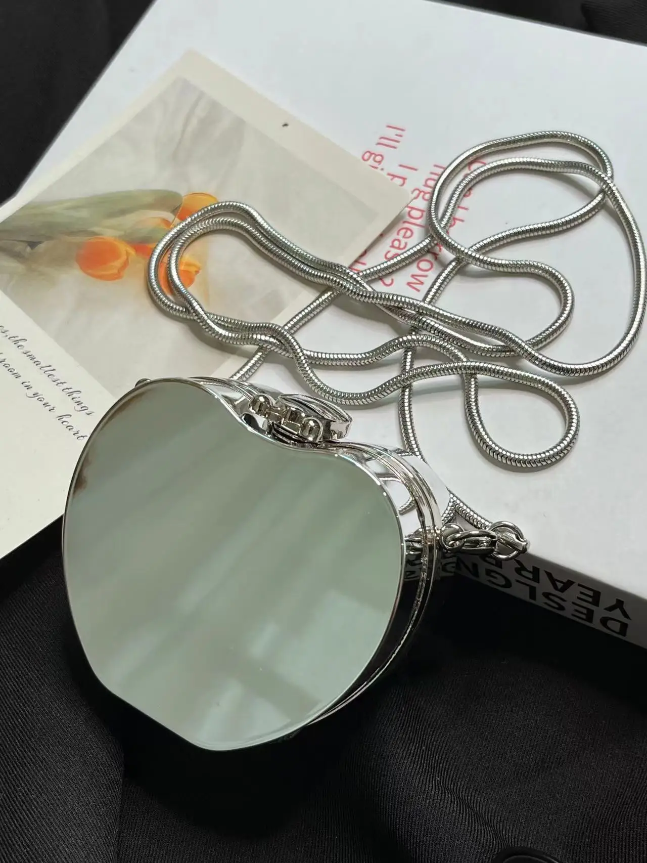 New Arrival Bags for Women 2024 Hot Chain Shoulder PVC Purses Women Miss Unique Handbags Online Wholesale Supplier Golden Single