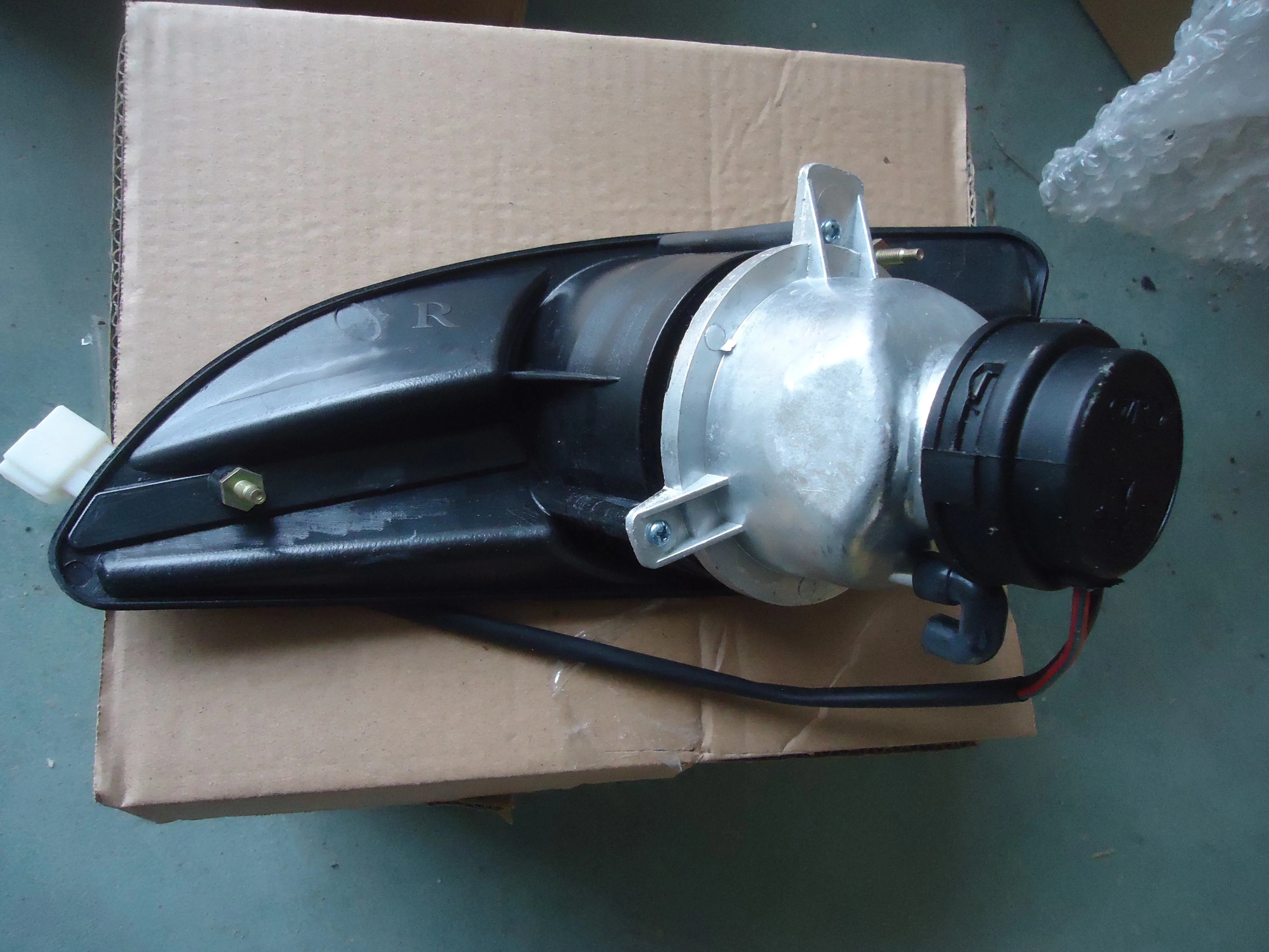 FRONT FOG LAMP auto lighting system bus parts city bus 212*82*118 12V OR 24V GLASS+ABS  HC-B-4117