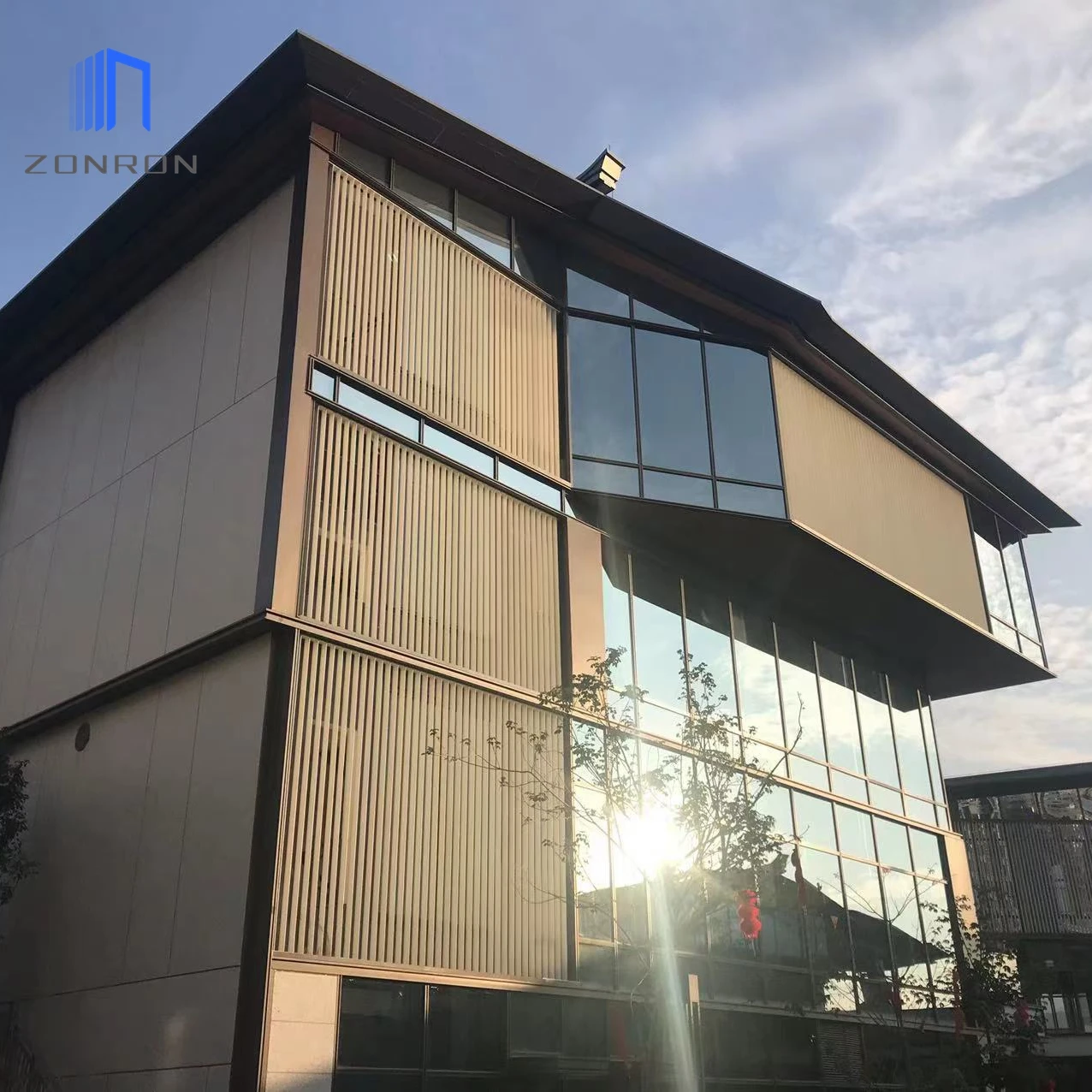 Zonron Building Powder coating Aluminum Airfoil louvers wall facade Shades sunshade airfoil sun louver fence louver