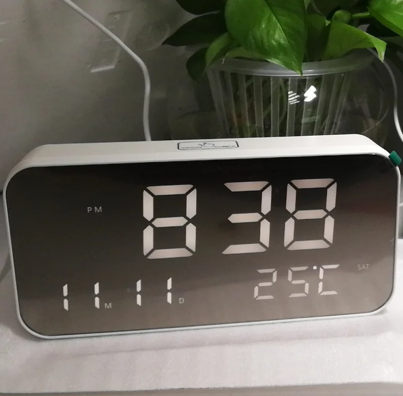 wall  Alarm Clock With Temperature Reveil Watch USB Electronic Table Clocks