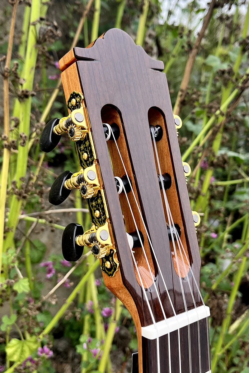 Aiersi brand Good quality classical guitar handmade solid top rosewood back and side nylon string