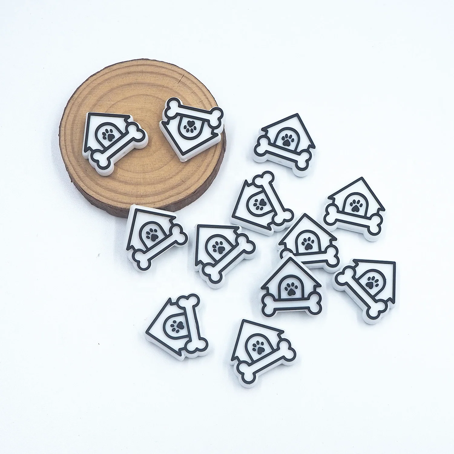 Fashion Food Grade Baby Teething Pacifier Chain DIY Accessories Nursing Chewing Dog House Focal Beaded Pens