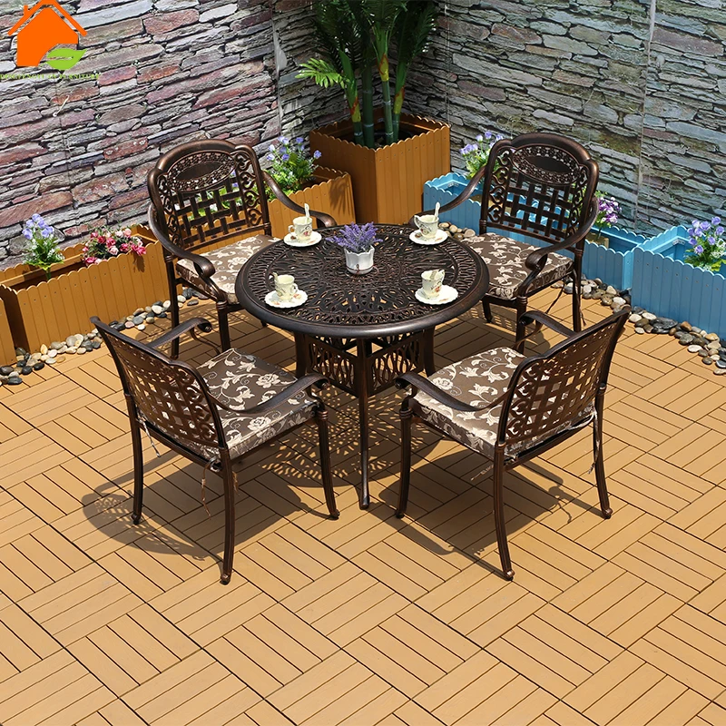 Hot Selling Out Door Furniture Garden Furniture Modern In Low Price  Wrought Iron Table And Chairs Set
