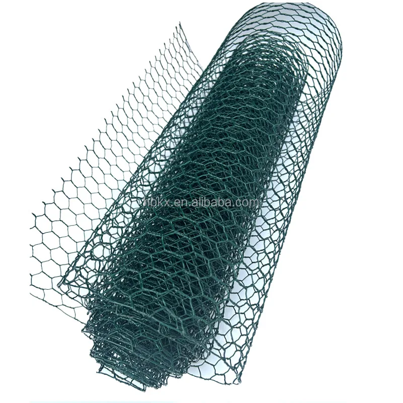 Galvanized wire mesh enclosure breeding net twisted hexagonal mesh roll corn for pig farming cattle and sheep mountain fence net