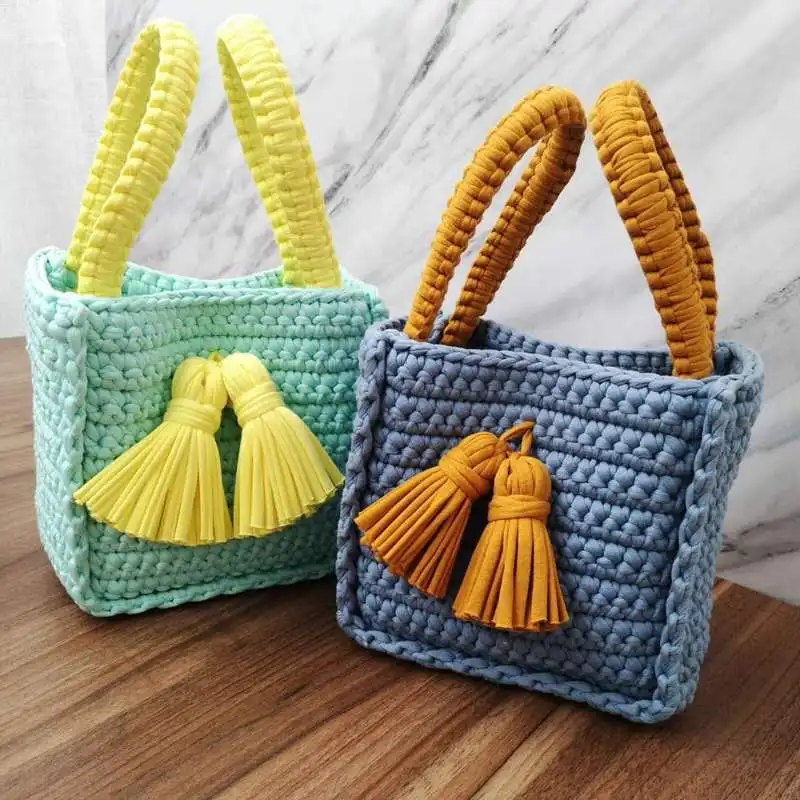 best sellerT shirt hand kinting polyester crochet yarn for make hand bags