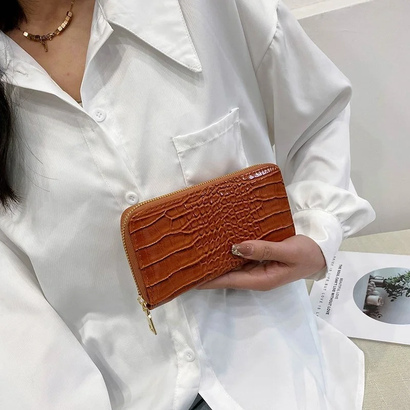 2022 Fashion Crocodile Pattern Multifunction Leather Ladies Clutch Wallet Long Phone Holder Cheap Purse Wallet