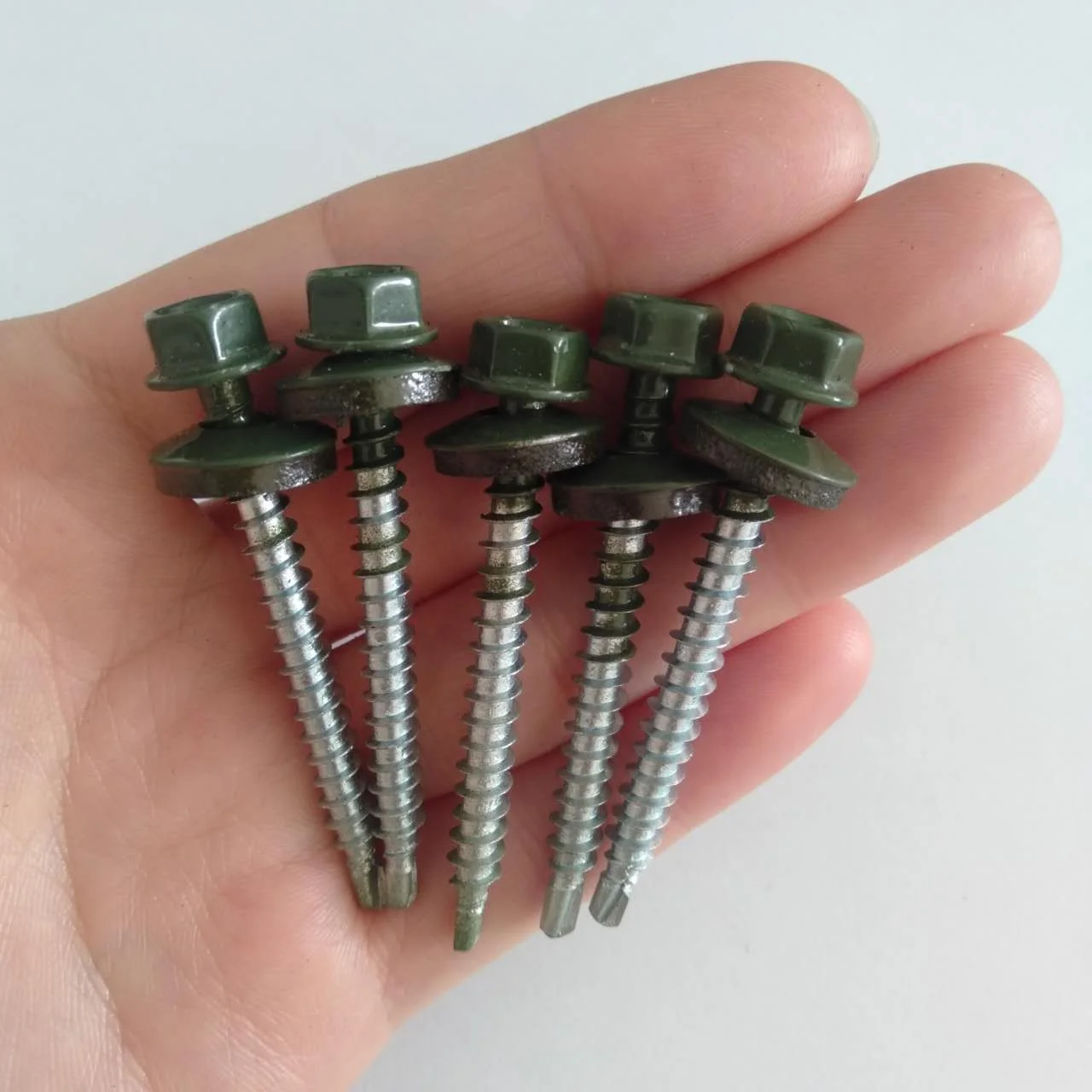 Self drilling roofing screws painted in RAL color, hex/truss/wafer/csk head