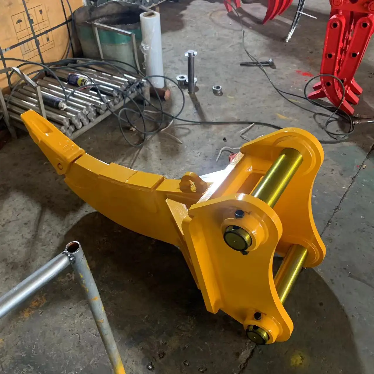 Single Tooth Ripper Construction Machinery Parts Excavator Ripper For Sale