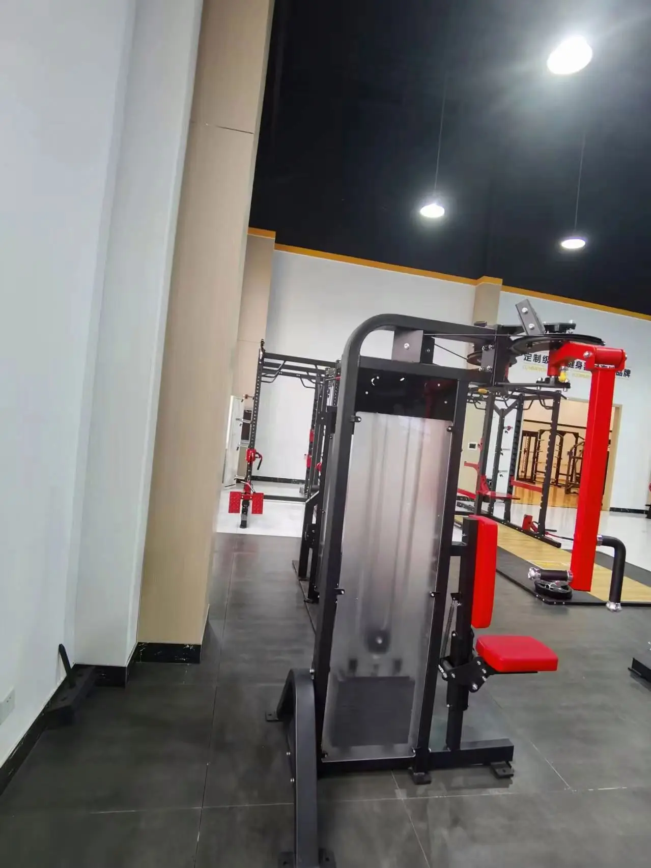 Высококачественное оборудование для фитнеса lat pulldown machine