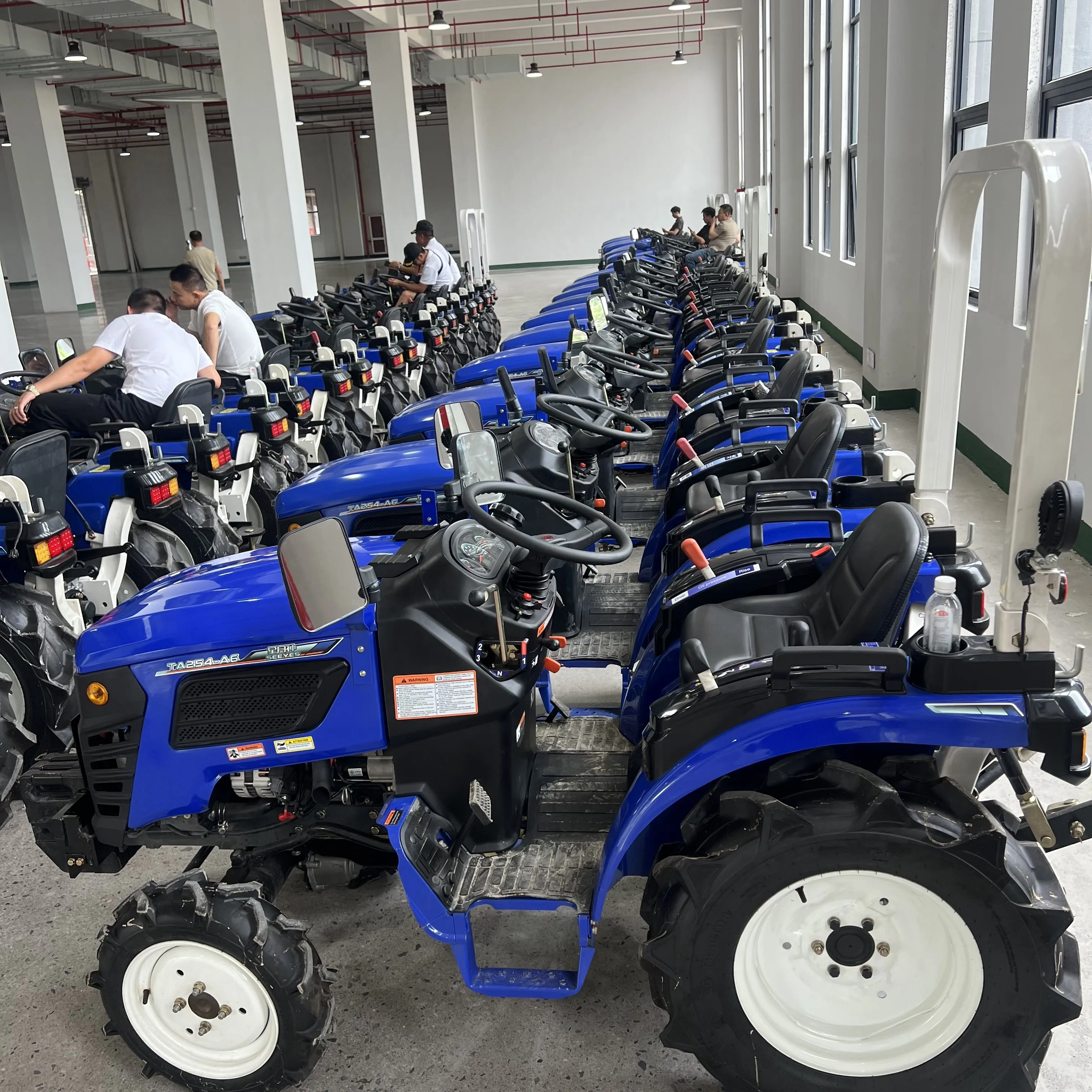 mini tractor for farming 4x4 50 hp Cheap price small wheel tractor for agriculture used with good quality