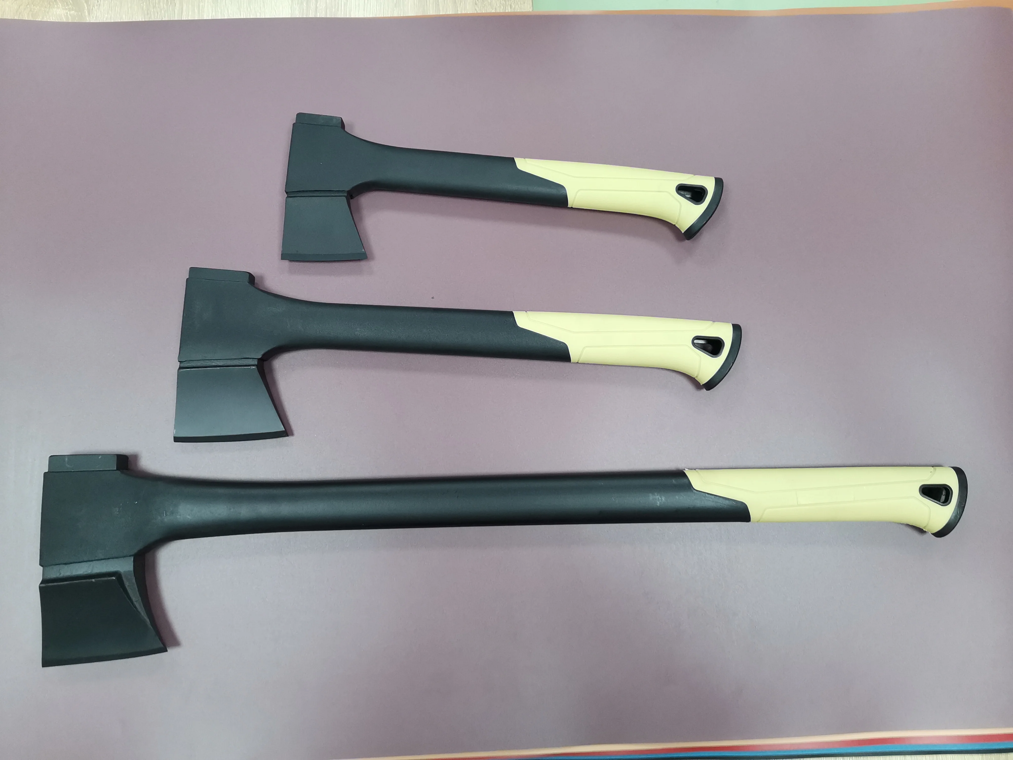 best seller Splitting Axe Synthetic Textured Rubber Grip Chopping Axe Non-Stick Camping axe